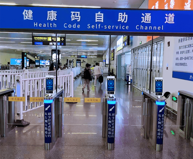 工業(yè)顯示器,人臉識(shí)別門禁機(jī),智能人證合一識(shí)別終端,人臉識(shí)別閘機(jī),人臉識(shí)別門禁機(jī),佳維視